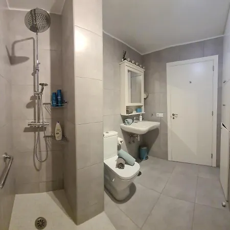Апартаменты Torres Del Sol-la Perla- Beachfront & Ocean View *