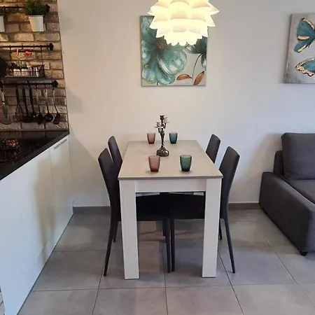 Torres Del Sol-la Perla Ocean View * لوس كريستيانوس