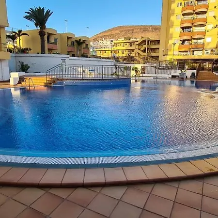 Torres Del Sol-la Perla- Beachfront & Ocean View